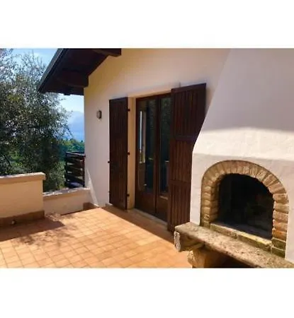 Villa Etti's House *